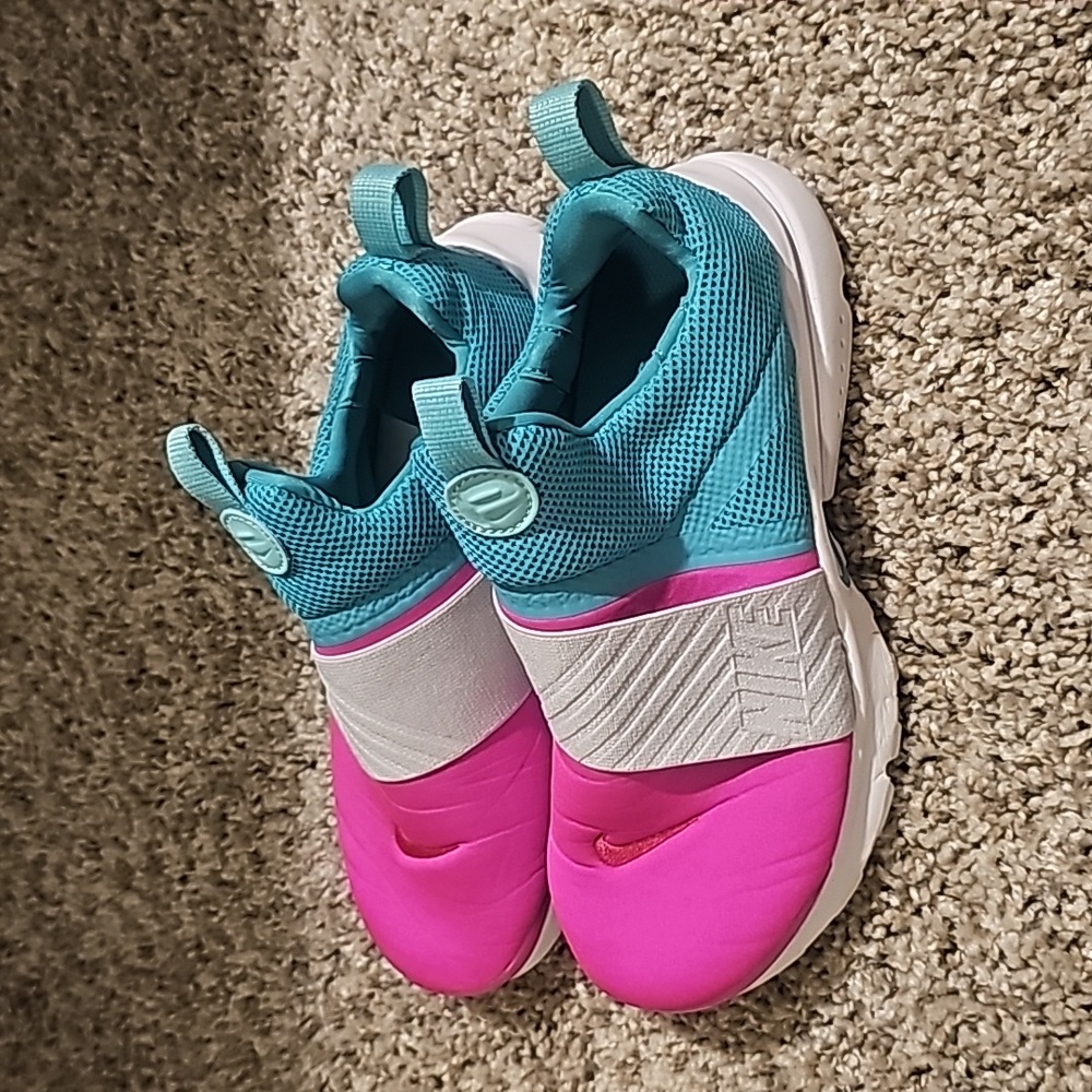 Nike Presto Extreme for Kids - Picture 2 of 8